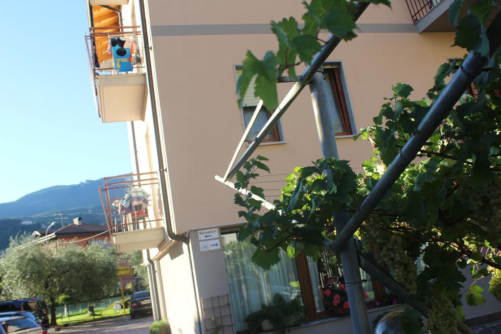 Villa Marina Torbole Sul Garda Ngoại thất bức ảnh
