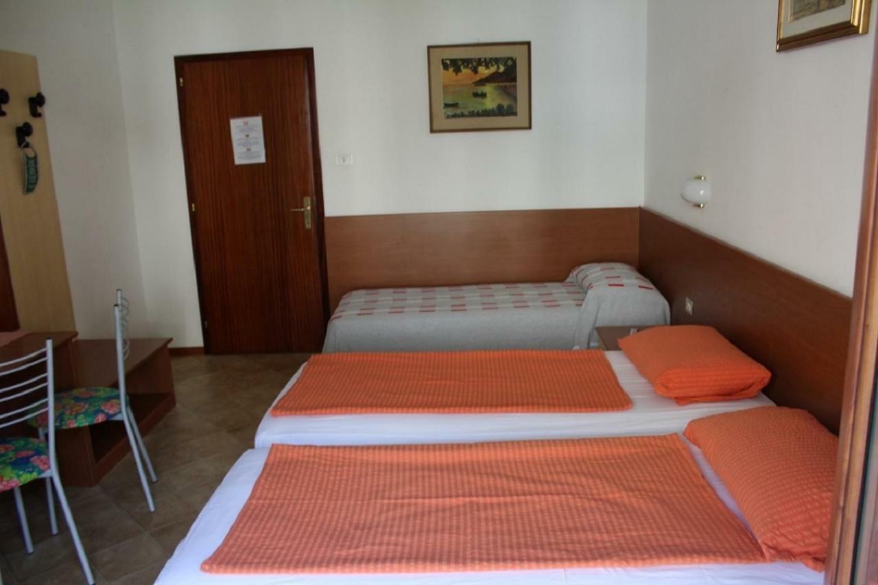Villa Marina Torbole Sul Garda Ngoại thất bức ảnh